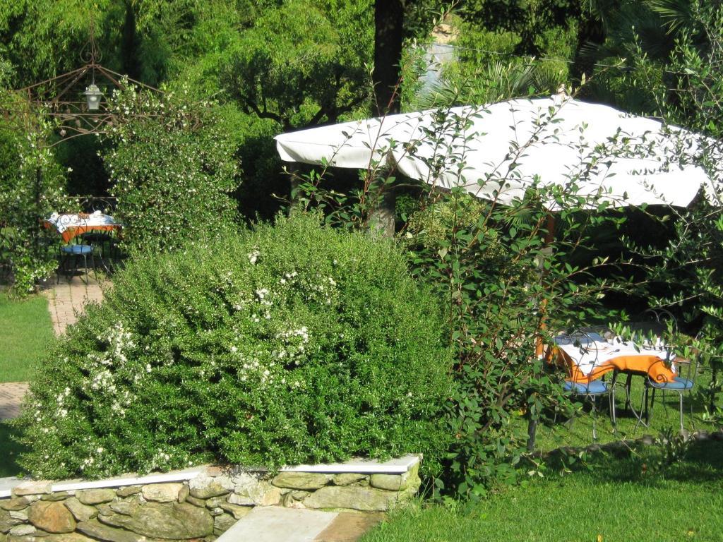 L'Arcadia Guest House Пиетрасанта Екстериор снимка