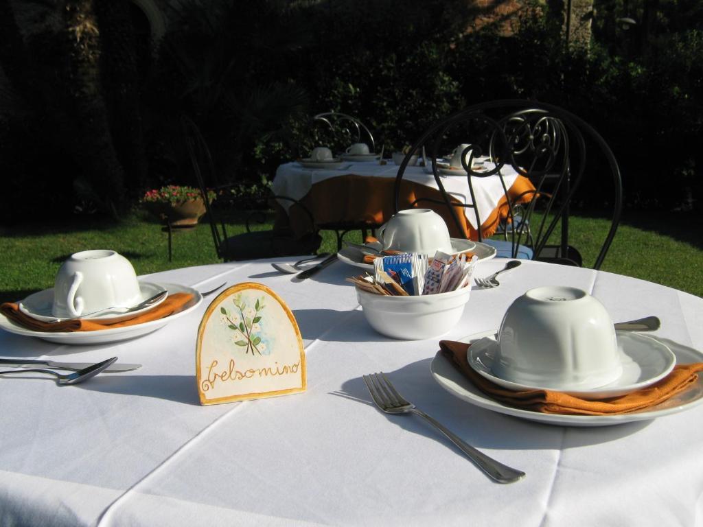 L'Arcadia Guest House Пиетрасанта Екстериор снимка