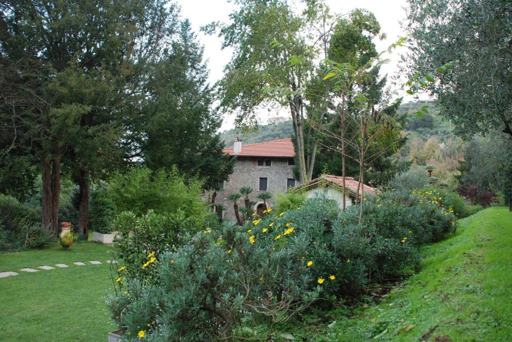 L'Arcadia Guest House Пиетрасанта Екстериор снимка