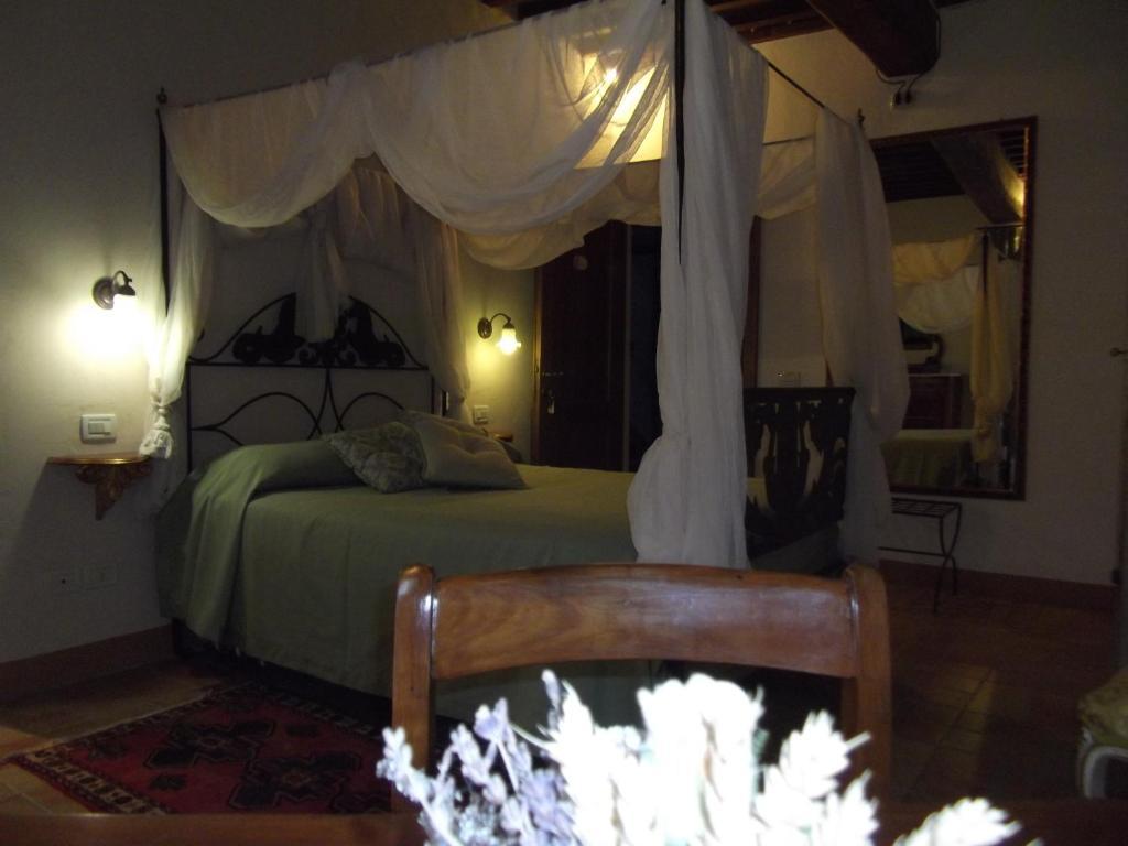 L'Arcadia Guest House Пиетрасанта Стая снимка